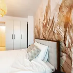 Апартаменти Spacious 506 Бухарест